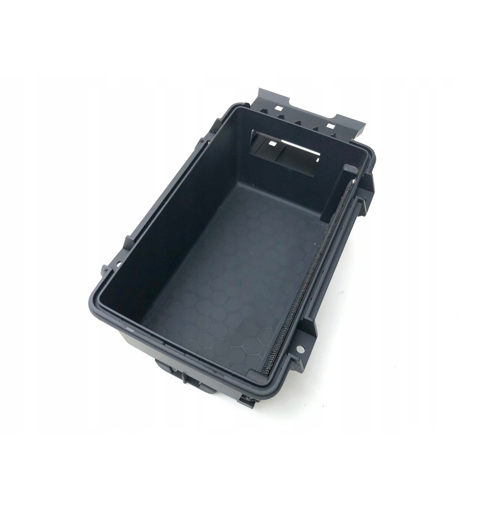8V0863300C4PK