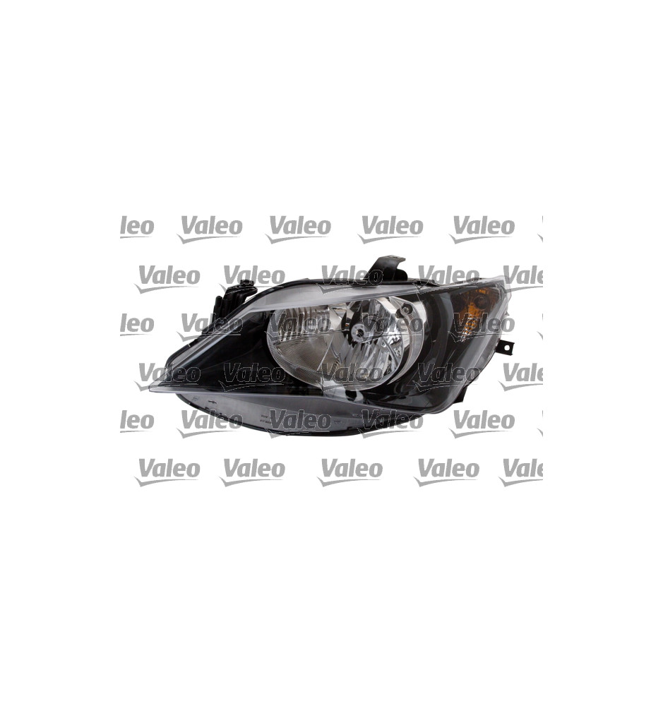 VAL044821
